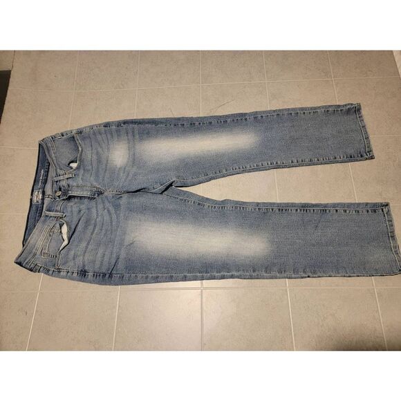 Levi Strauss Signature Women's Blue High-rise Curvy Straight Zip-fly Denim Jeans - Picture 1 of 9